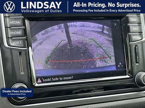 Used 2016 Volkswagen Tiguan SE FWD image 17