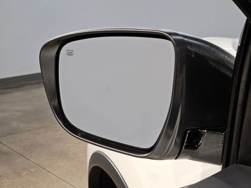 Used 2024 Nissan Murano Platinum w/ Cargo Package image 22