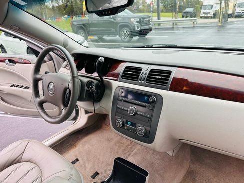 Used 2008 Buick Lucerne CXL w/ Driver Confidence Package FWD image 40