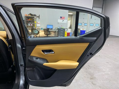 Used 2021 Nissan Sentra SV w/ SV Premium Package image 26