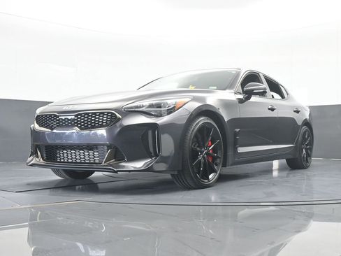 Used 2023 Kia Stinger GT2 image 66