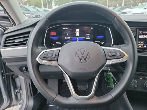 Used 2023 Volkswagen Jetta S image 17