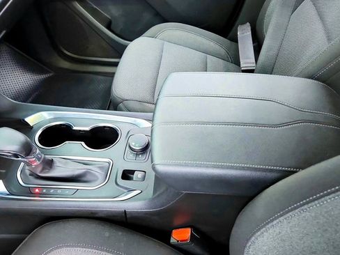 Certified 2023 Chevrolet Traverse LT image 22