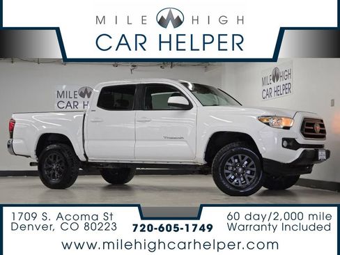 Used 2020 Toyota Tacoma SR5 AWD/4WD image 1