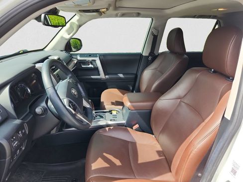 Used 2023 Toyota 4Runner Limited AWD/4WD image 9