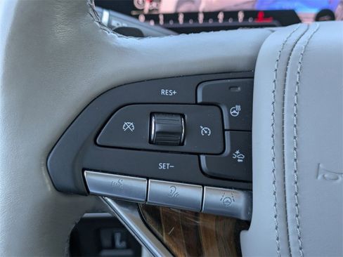 Used 2022 Cadillac Escalade ESV Sport Platinum image 28