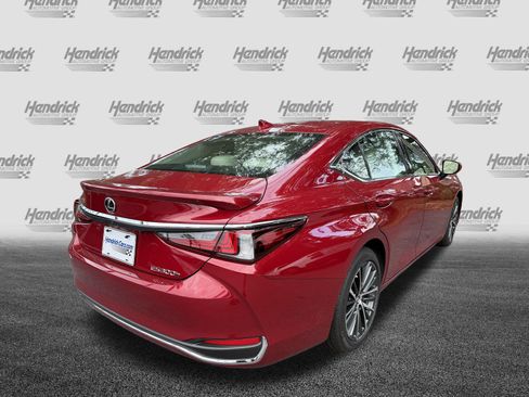 Used 2025 Lexus ES 300h w/ Premium Package FWD image 9