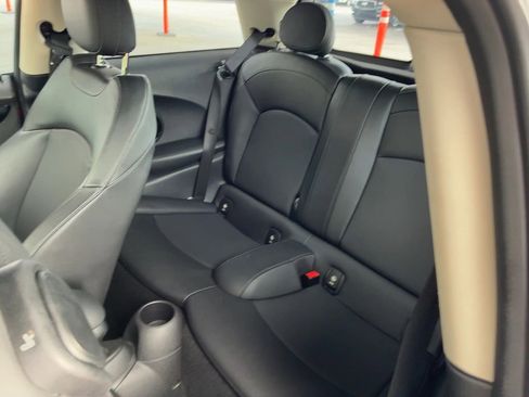 Used 2019 MINI Cooper S w/ Premium Package image 5
