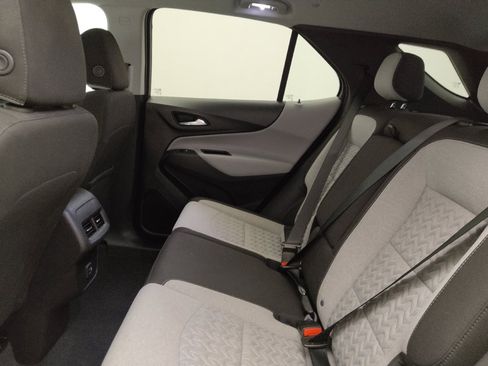 Used 2023 Chevrolet Equinox LS FWD image 18