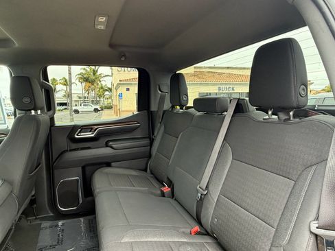 Used 2025 Chevrolet Silverado 1500 LT RWD image 8
