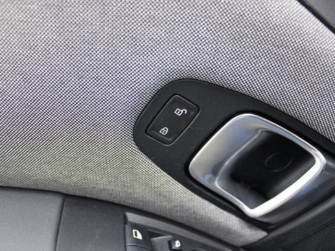 Used 2018 BMW i3 w/ Range Extender image 14