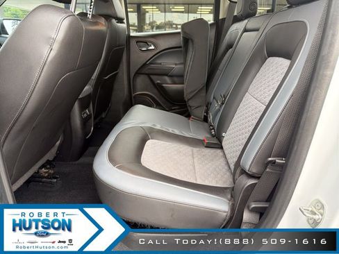 Used 2018 Chevrolet Colorado Z71 AWD/4WD image 22
