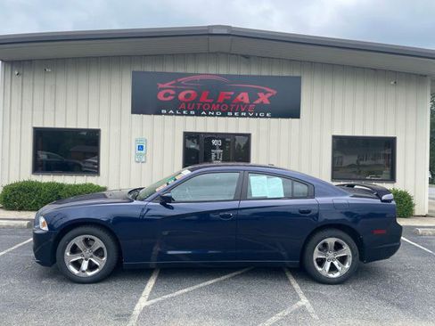 Used 2014 Dodge Charger SXT w/ Sport Appearance Group RWD image 1