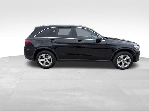Used 2018 Mercedes-Benz GLC 300 4MATIC image 6
