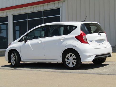 Used 2017 Nissan Versa Note SV FWD image 7