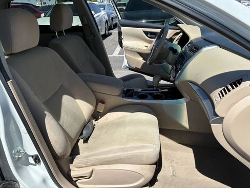 Used 2014 Nissan Altima 2.5 S FWD image 18