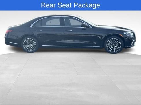 Used 2022 Mercedes-Benz S 580 4MATIC Sedan image 2
