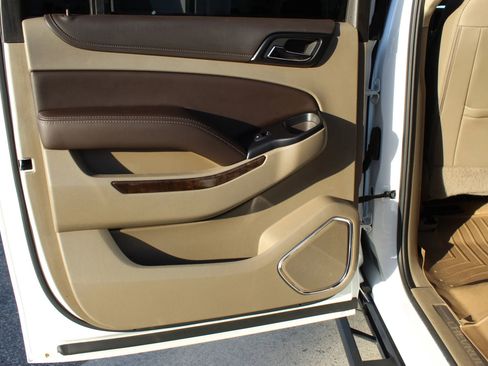 Used 2016 Chevrolet Suburban LT w/ Max Trailering Package image 21