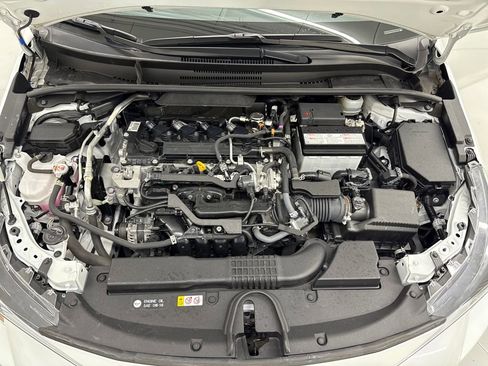 Used 2022 Toyota Corolla Hatchback image 11