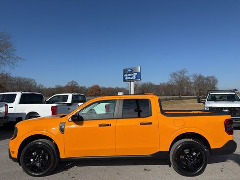 New 2026 Ford Maverick XLT w/ Black Appearance Package image 8