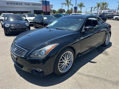 Used 2014 INFINITI Q60 Convertible w/ Premium Package RWD image 46