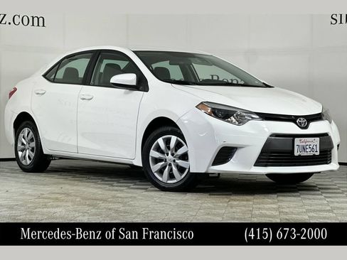 Used 2016 Toyota Corolla LE FWD image 1