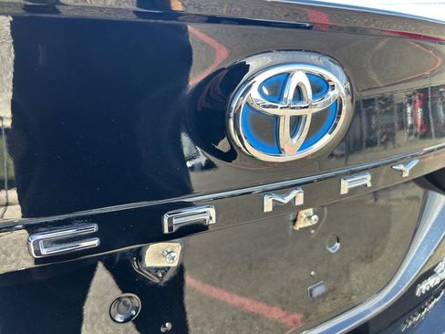 Used 2024 Toyota Camry XSE w/ Navigation Package FWD image 34