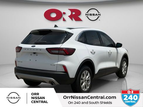 Used 2024 Ford Escape Active AWD/4WD image 5