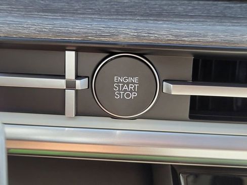 New 2025 Hyundai Santa Fe Calligraphy image 9