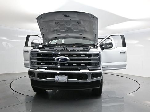 Used 2025 Ford F250 Lariat w/ Chrome Package AWD/4WD image 35