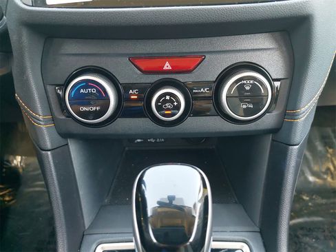 Certified 2023 Subaru Crosstrek 2.5i Limited w/ Moonroof Package image 22