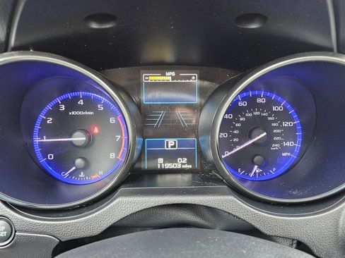 Used 2017 Subaru Outback 2.5i Limited AWD/4WD image 3