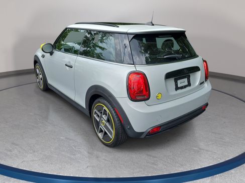 Used 2023 MINI Cooper SE FWD image 7