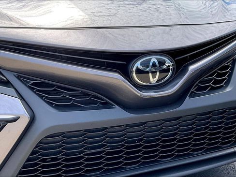 Used 2023 Toyota Camry SE image 33