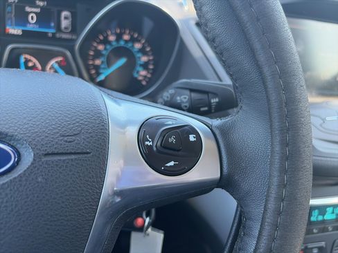 Used 2015 Ford Escape SE w/ Equipment Group 201A AWD/4WD image 16