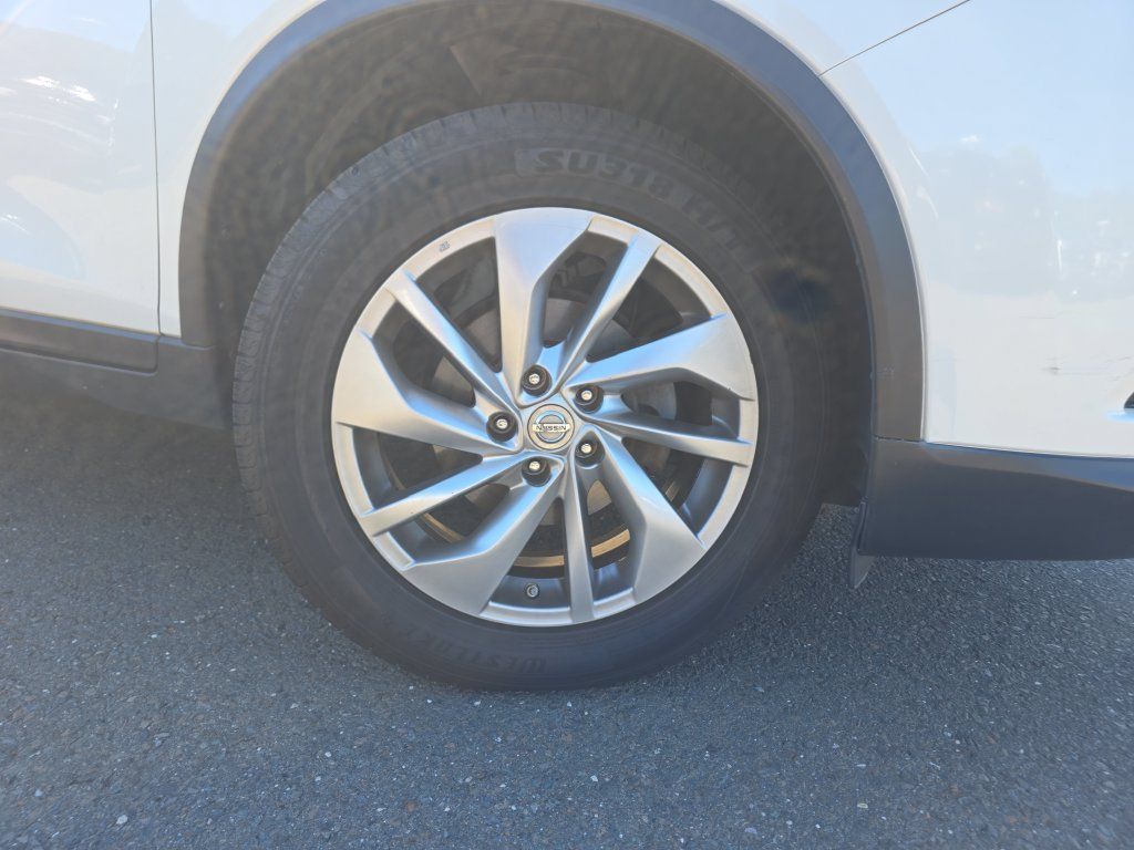 Used 2014 Nissan Rogue SL w/ SL Premium Package AWD/4WD image 10