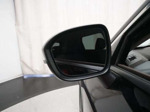 Used 2023 Nissan Rogue S AWD/4WD image 24