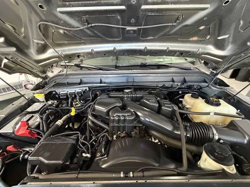 Used 2015 Ford F250 XL w/ Power Equipment Group AWD/4WD image 19