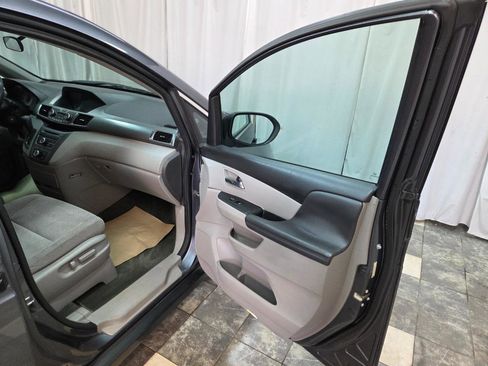 Used 2016 Honda Odyssey LX image 10