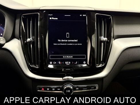 Used 2023 Volvo XC60 B5 Core w/ Climate Package image 24