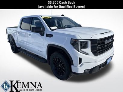 New 2026 GMC Sierra 1500 Elevation w/ LPO, Elevation Black Package