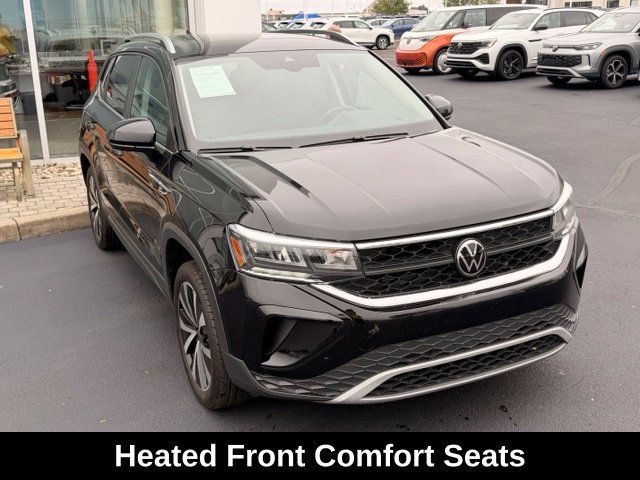 Certified 2023 Volkswagen Taos SE w/ Panoramic Sunroof Package FWD image 4