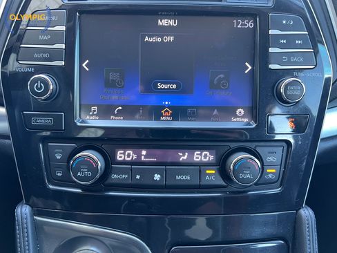 Used 2016 Nissan Maxima SR FWD image 32