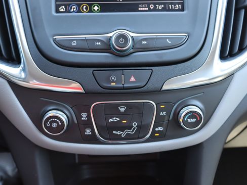 Used 2022 Chevrolet Equinox LT FWD image 27