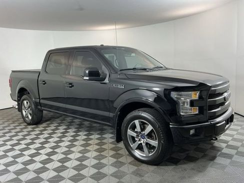 Used 2017 Ford F150 Lariat w/ Equipment Group 501A Mid AWD/4WD image 3