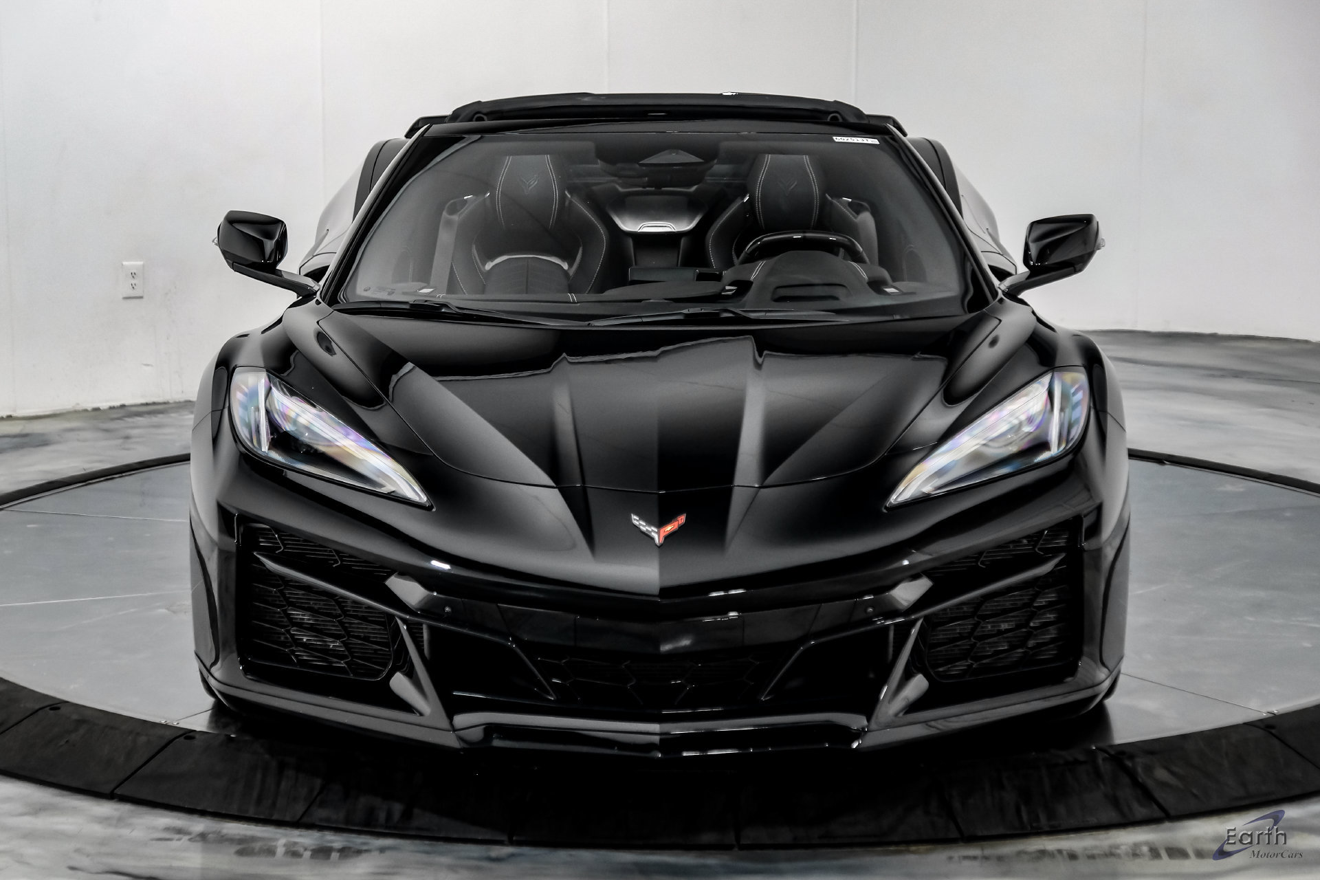 Used 2024 Chevrolet Corvette Z06 RWD image 39