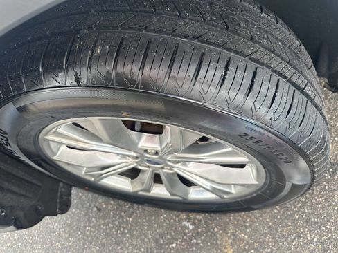 Used 2021 Ford Explorer Limited w/ Equipment Group 301A image 21