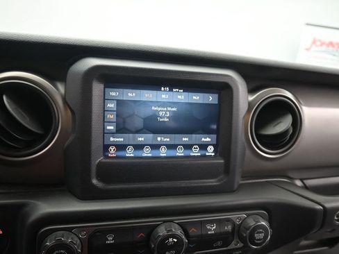 Used 2020 Jeep Gladiator Sport w/ Quick Order Package 24S AWD/4WD image 21