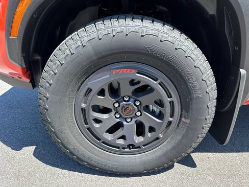 New 2025 Nissan Frontier PRO-4X w/ Interior Protection Package AWD/4WD image 10