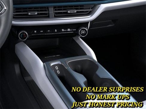 New 2026 Chevrolet Equinox EV LT image 23